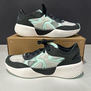 Jordan Delta 3 Low Anthracite/Coconut Milk/Mint Foam/Sail Size 10.5